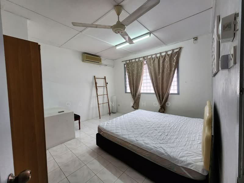 Rumah Teres 2 Tingkat untuk Disewa di Gunung Rapat (Ipoh) - Qazin Khoo - Bedroom - PropertyGuru.com.my