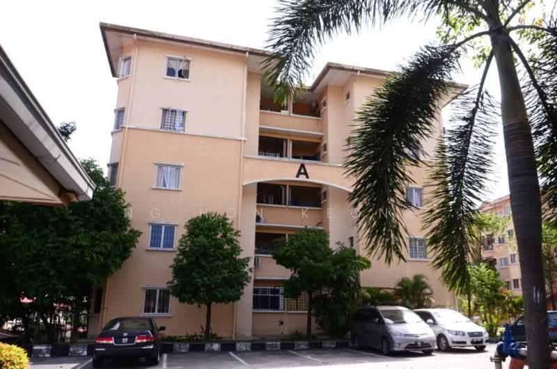 Pangsapuri untuk Dijual di Pangsapuri Seri Meranti - Ng Hon Keong - Exterior - PropertyGuru.com.my