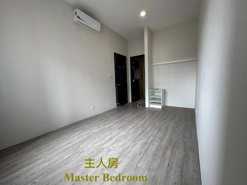 Apartment for Sale at Liberty Grove - Alfred Chua - Master Bedroom - PropertyGuru.com.my
