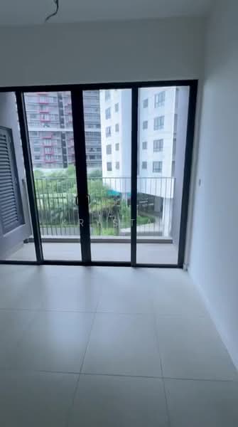 Service Residence for Sale at Alira @ Metropark Subang - Krystal Ng - Balcony - PropertyGuru.com.my