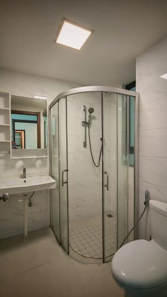 Apartment for Sale at Starview Bay @ Forest City - Jovel Lim - Bathroom - PropertyGuru.com.my