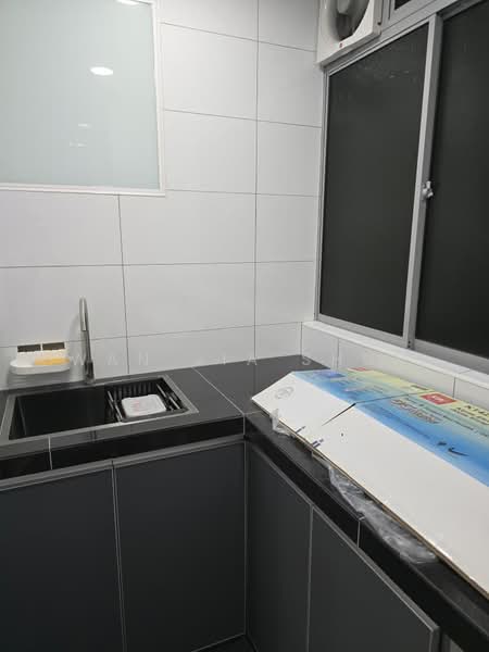 Servis Apartment untuk Disewa di SkyLake Residence - Wan Jia Shun - Kitchen - PropertyGuru.com.my