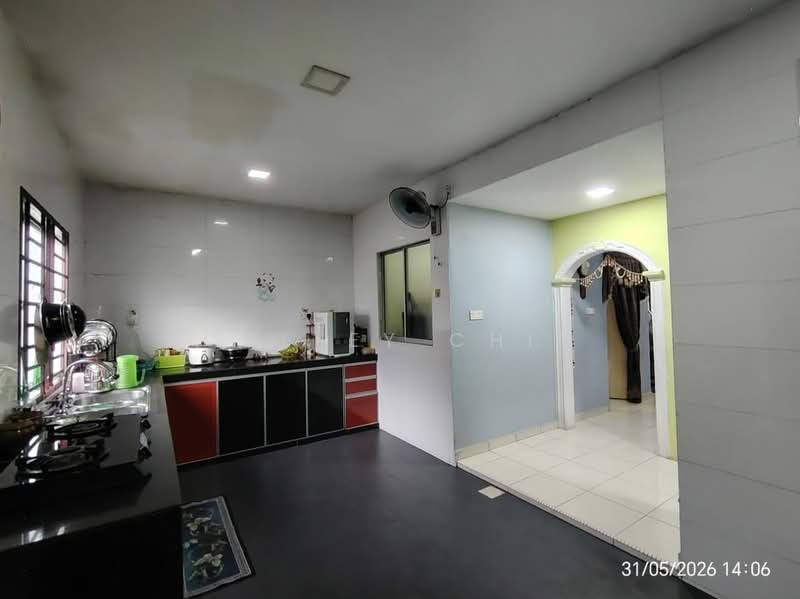 Rumah Teres untuk Dijual di Taman Pulai Jaya (Kulai) - Calley Chin - Kitchen - PropertyGuru.com.my