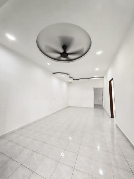 1-storey Terraced House for Sale in Taman Sri Putri (Skudai) - Yvonne Lim - Living Room - PropertyGuru.com.my