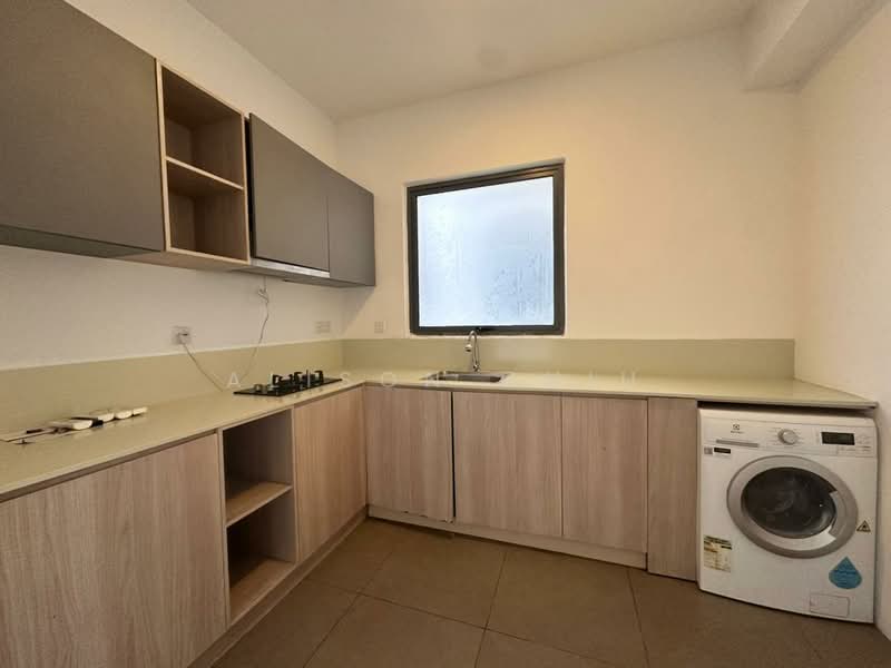 Service Residence for Rent at Suite Enesta - Alison Chiu - Kitchen - PropertyGuru.com.my