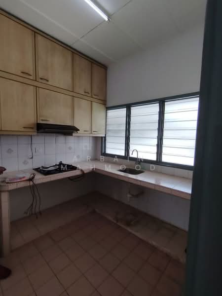 Condominium for Sale at D' Tinggian Suasana - Arbain Mahmood - Kitchen - PropertyGuru.com.my
