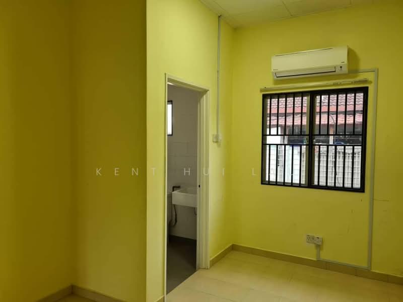 Rumah Teres 2 Tingkat untuk Dijual di Bandar Putra Permai (Seri Kembangan) - KENT HUI LAU - Interior - PropertyGuru.com.my