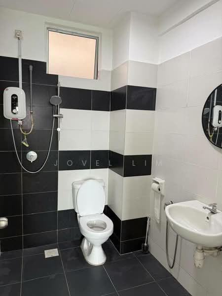 Pangsapuri untuk Dijual di The Twin Residences - Jovel Lim - Bathroom - PropertyGuru.com.my