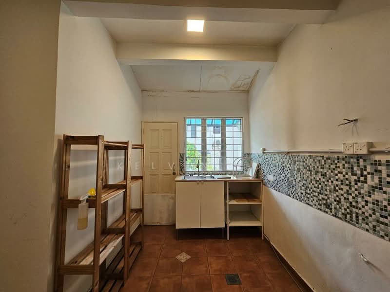 Rumah Teres 2 Tingkat untuk Disewa di Subang Jaya (Selangor) - Kelvin Ho - Kitchen - PropertyGuru.com.my