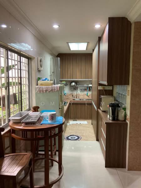 2-storey Terraced House for Sale in Sungai Buloh (Selangor) - Tommy Lim - Kitchen - PropertyGuru.com.my