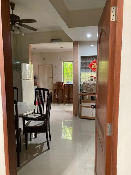 2-storey Terraced House for Sale in Sungai Buloh (Selangor) - Tommy Lim - Dining Room - PropertyGuru.com.my