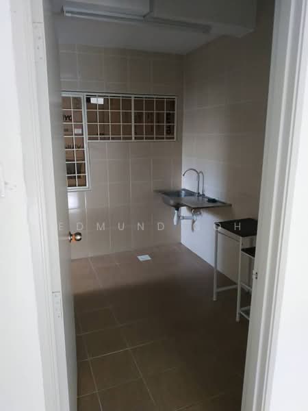 Apartment for Rent at Cahaya Villa Residence - Edmund Goh - Kitchen - PropertyGuru.com.my