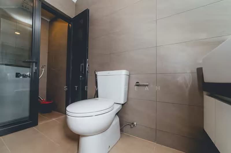 Condominium for Rent at Bora Residences - Steve Seah - Bathroom - PropertyGuru.com.my