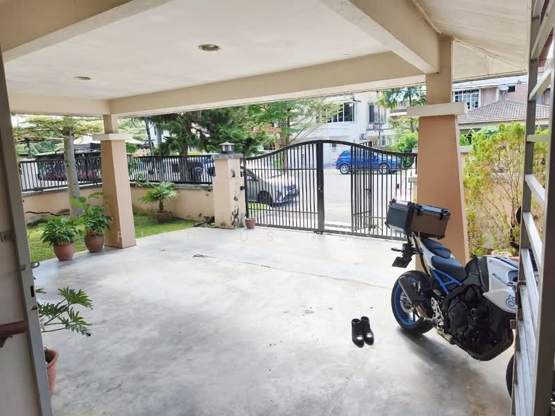 Rumah Berkembar untuk Dijual di Taman Rowther (Batu Caves) - Firdaus Husin - Exterior - PropertyGuru.com.my