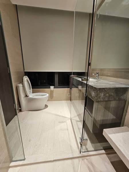 Servis Apartment untuk Dijual di Marriott Residence @ Gurney - Louis Chuah - Bathroom - PropertyGuru.com.my