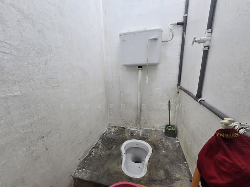 2-storey Terraced House for Sale in Kulai (Johor) - Edward Siow - Bathroom - PropertyGuru.com.my