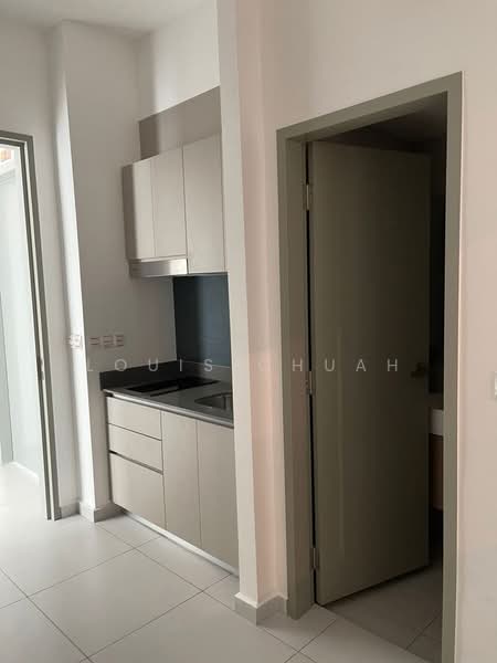 Service Residence for Sale at Sinaran @ Utropolis - Louis Chuah - Kitchen - PropertyGuru.com.my