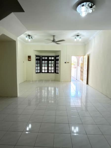 2-storey Terraced House for Sale in Pengkalan Pegoh (Ipoh) - Jeff Tan - Living Room - PropertyGuru.com.my