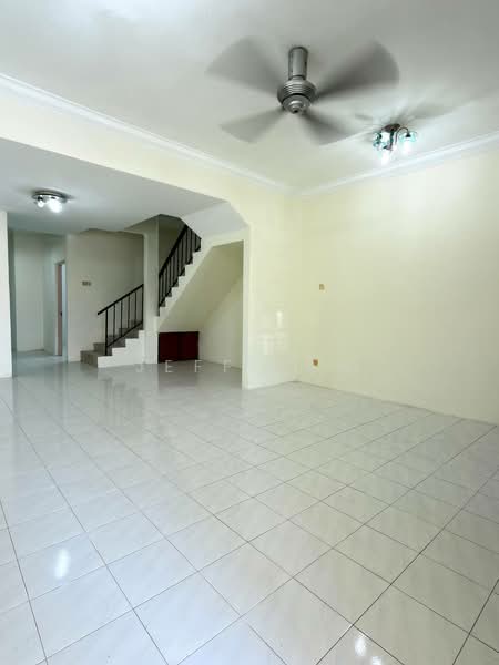 2-storey Terraced House for Sale in Pengkalan Pegoh (Ipoh) - Jeff Tan - Living Room - PropertyGuru.com.my
