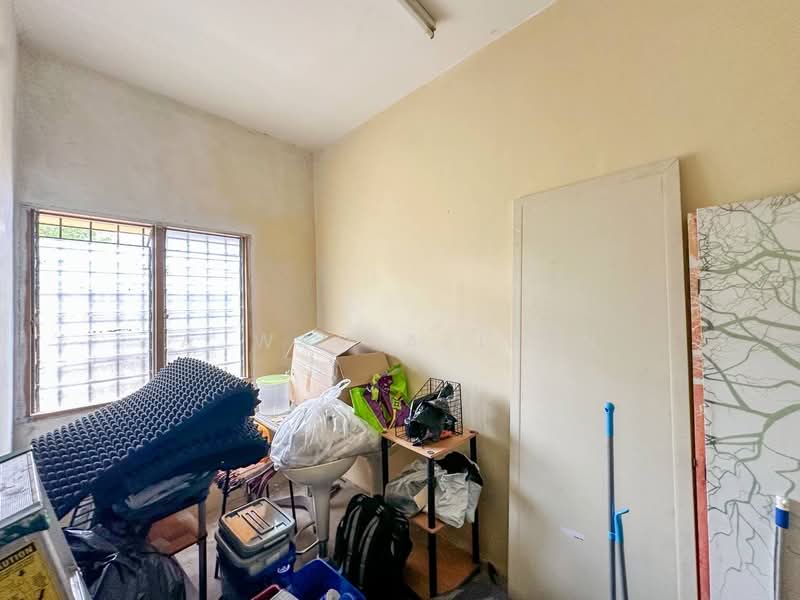 2-storey Terraced House for Sale in Seksyen 32, Kemuning Green Ville (Shah Alam) - Ajwad Azizan - PropertyGuru.com.my
