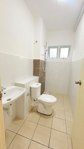 2-storey Terraced House for Rent in Iringan Bayu (Seremban) - Rohani Daud - Bathroom - PropertyGuru.com.my