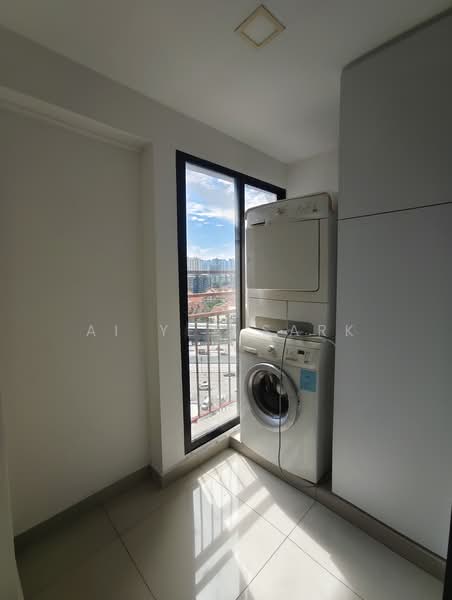 Kondominium untuk Disewa di Desa Kudalari - Ai Yee Sark - Balcony - PropertyGuru.com.my