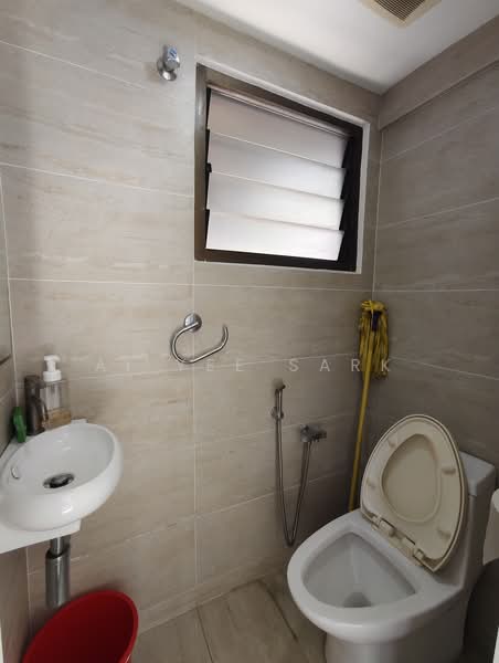 Kondominium untuk Disewa di Desa Kudalari - Ai Yee Sark - Bathroom - PropertyGuru.com.my