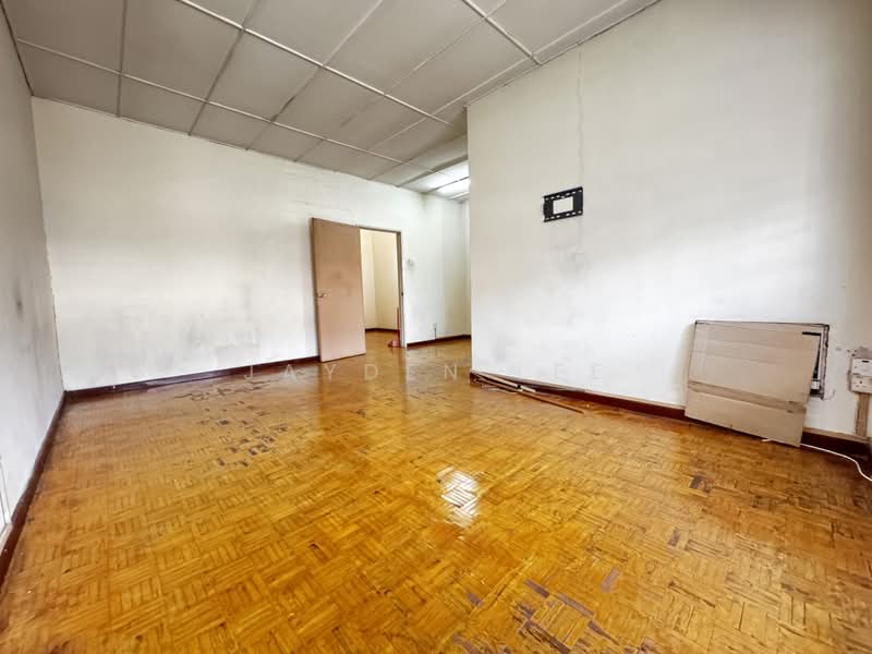 2-storey Terraced House for Sale in BANDAR PUCHONG JAYA (Puchong) - Jayden Lee - Interior - PropertyGuru.com.my