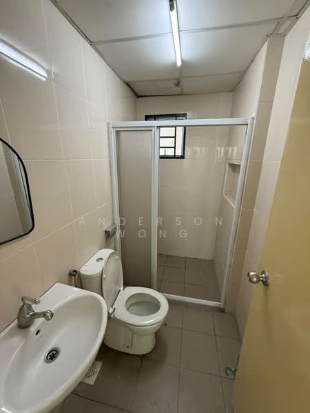Servis Apartment untuk Disewa di OUG Parklane - Anderson Wong - Bathroom - PropertyGuru.com.my