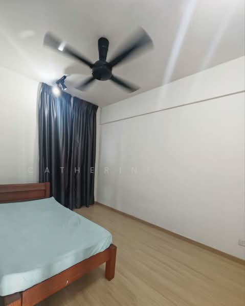 Kediaman Servis untuk Dijual di Gravit8, Klang - Catherine Gan - Bedroom - PropertyGuru.com.my
