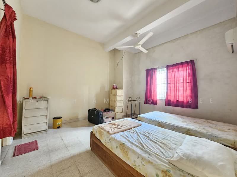 Rumah Teres untuk Dijual di Gelugor (Penang) - May Chiam Khooi Bee - Bedroom - PropertyGuru.com.my