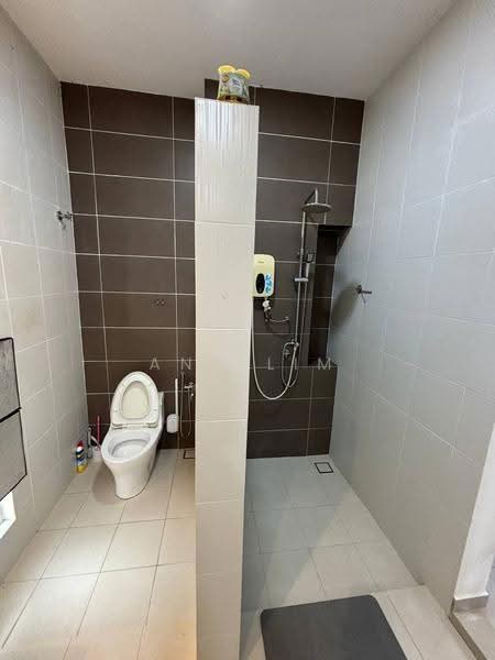 2-storey Terraced House for Rent in Bemban (Melaka) - Ann Lim - Bathroom - PropertyGuru.com.my