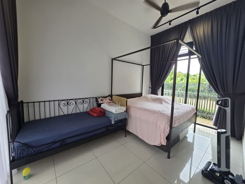 Semi-Detached House for Sale in Setia Alam (Selangor) - Joseph Chan - Bedroom - PropertyGuru.com.my