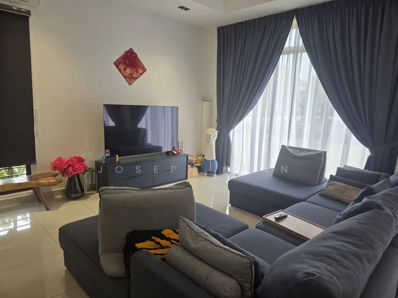 Semi-Detached House for Sale in Setia Alam (Selangor) - Joseph Chan - Living Room - PropertyGuru.com.my