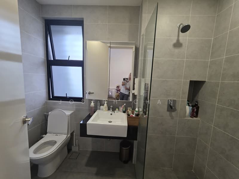 Semi-Detached House for Sale in Setia Alam (Selangor) - Joseph Chan - Bathroom - PropertyGuru.com.my