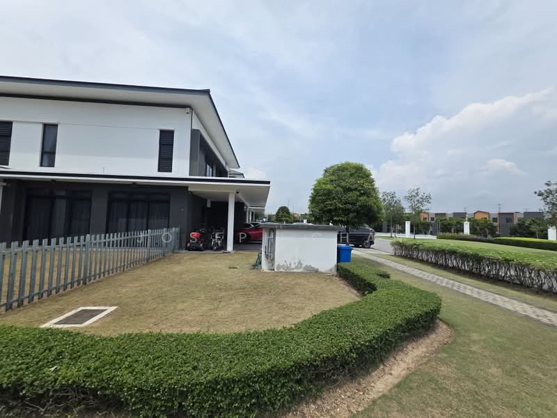 Semi-Detached House for Sale in Setia Alam (Selangor) - Joseph Chan - Exterior - PropertyGuru.com.my