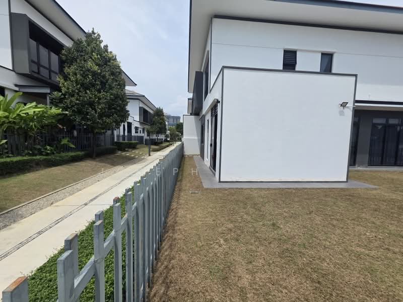 Semi-Detached House for Sale in Setia Alam (Selangor) - Joseph Chan - Exterior - PropertyGuru.com.my