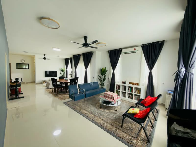 Bungalow for Sale in Bandar Tasik Senangin (Lenggeng) - Zaharah Hasnas - Living Room - PropertyGuru.com.my