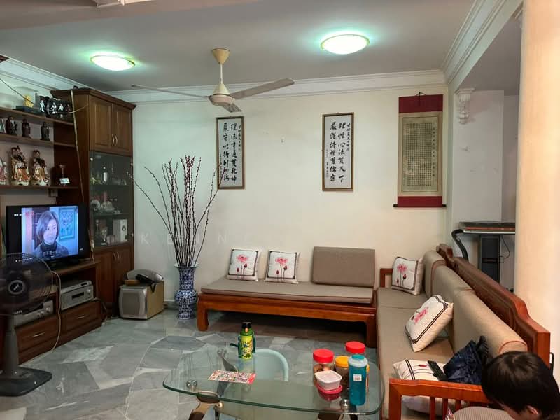 2-storey Terraced House for Sale in Usj 17 (Subang Jaya) - Kenneth Tan - Living Room - PropertyGuru.com.my