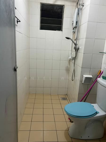 Pangsapuri untuk Disewa di Angsana Apartment - Daniel Wong - Bathroom - PropertyGuru.com.my