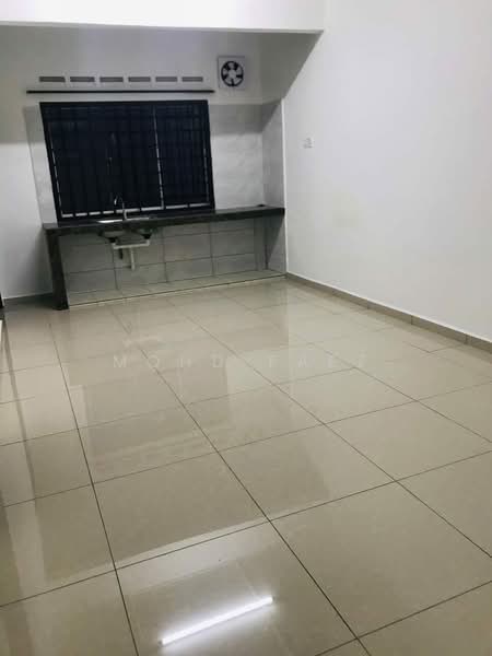 Rumah Teres 1 Tingkat untuk Dijual di Kota Masai (Pasir Gudang) - Mohd Faez - Kitchen - PropertyGuru.com.my