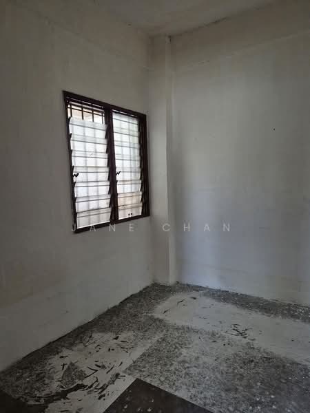 Flat for Sale at Pangsapuri Seri Jasa - Jane Chan - PropertyGuru.com.my