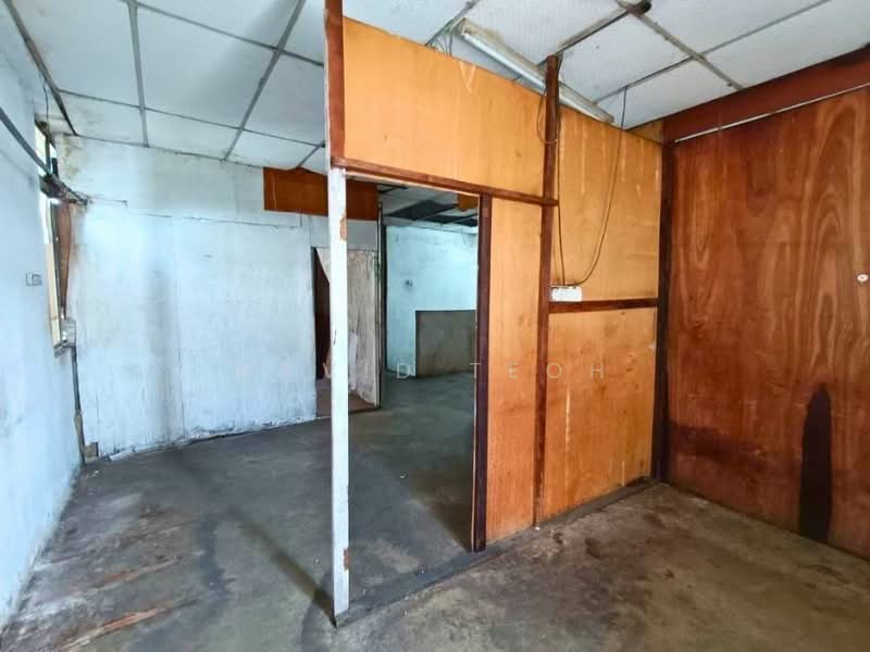 Terrace Factory for Rent in Taman Perindustrian Ringan Usahajaya (Simpang Ampat) - David Teoh - Interior - PropertyGuru.com.my