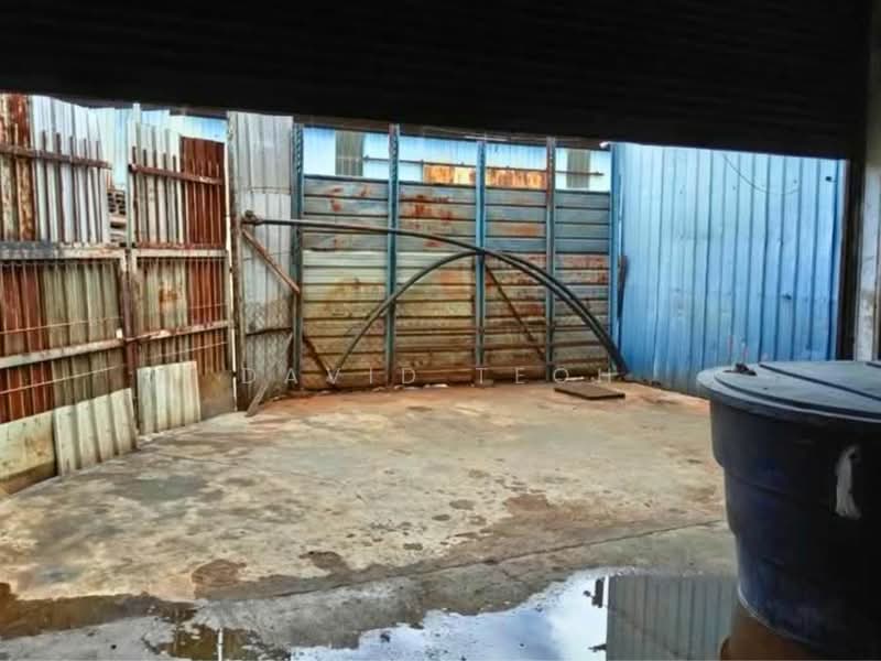Kilang Teres untuk Disewa di Taman Perindustrian Ringan Usahajaya (Simpang Ampat) - David Teoh - Exterior - PropertyGuru.com.my