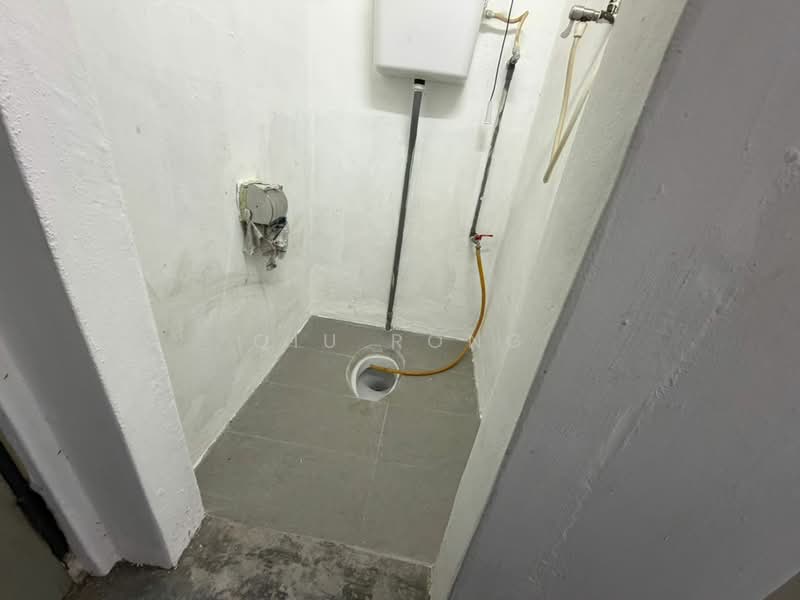2-storey Terraced House for Rent in Taman Puteri Jaya (Batu Pahat) - Qiu Rong - Bathroom - PropertyGuru.com.my