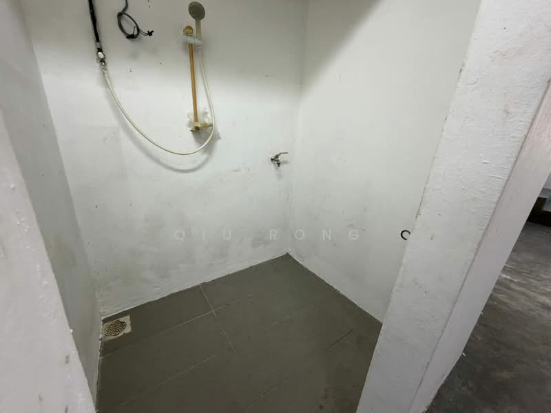 2-storey Terraced House for Rent in Taman Puteri Jaya (Batu Pahat) - Qiu Rong - Bathroom - PropertyGuru.com.my