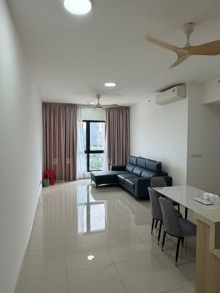 Servis Apartment untuk Disewa di Sunway Belfield - Bryan Yik - Living Room - PropertyGuru.com.my