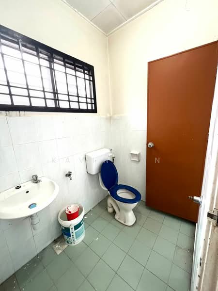 2-storey Terraced House for Sale in Sri Saujana (Kota Tinggi) - Kavin Tan - Bathroom - PropertyGuru.com.my