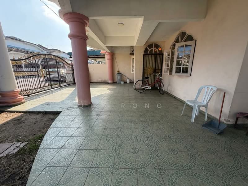 Rumah Teres 2 Tingkat untuk Dijual di Taman Maju (Batu Pahat) - Qiu Rong - Exterior - PropertyGuru.com.my
