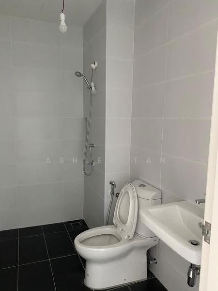 Terraced House for Sale in Bandar Cassia (Batu Kawan) - Ashley Tan - Bathroom - PropertyGuru.com.my